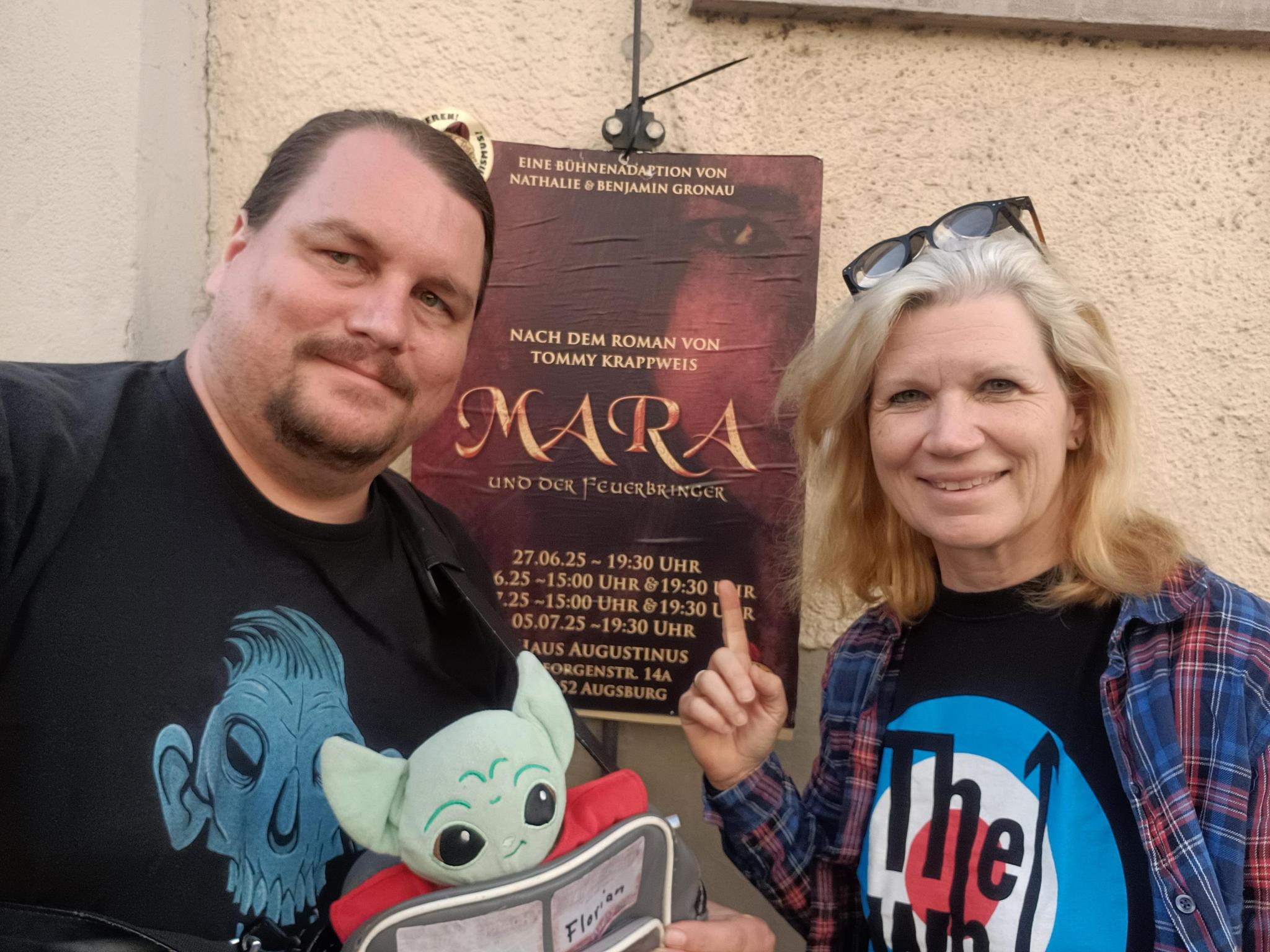 Theater „Mara und der Feuerbringer“ in Augsburg